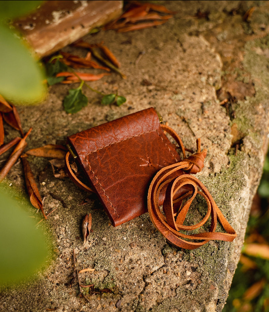 AMERICAN BISON LEATHER TURKEY MOUTH CALL POUCH SEGRID KNIGHT